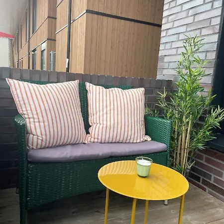 1 Bedroom A Short Stroll From Centre - Private Terrace And Access To Roof Terrace Oslo